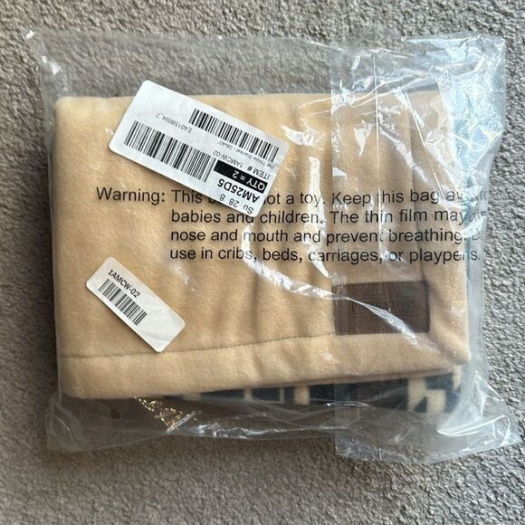 Pendleton Pet Throw Blanket! - Picture 6 of 6